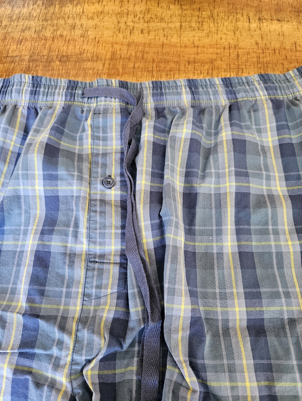 Hane's Men's Blue Plaid Lounge Shorts Size 2XL Never Worn